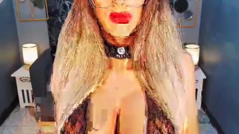 Loraine Cruz online show from 06.29.26