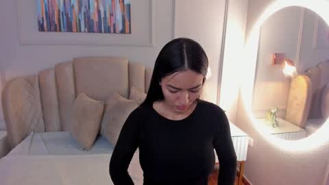   online show from 01.02.25