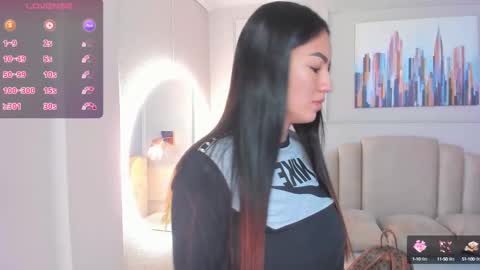   online show from 01.04.25