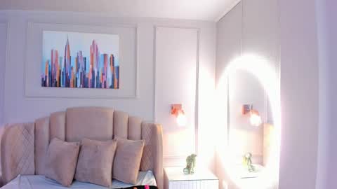   online show from 01.08.25