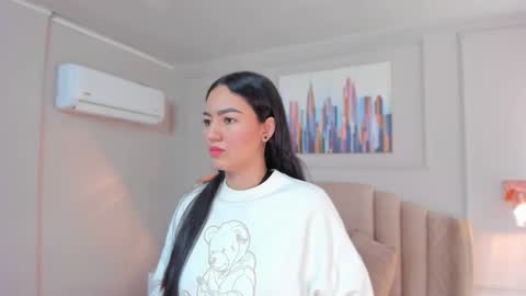   online show from 10.11.25