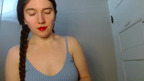 Isabella online show from 02.05.26