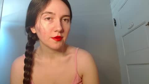 Isabella online show from 02.12.26