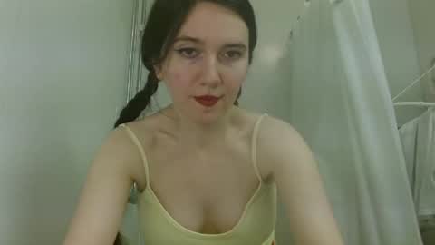 Isabella online show from 04.06.26