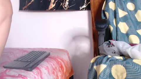 bigclit_isa online show from 05.10.26