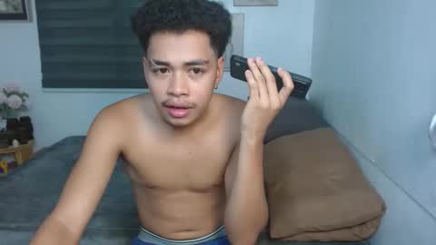 Snapshot of bigcock_moreno chatting on 10.30.25 Nj online show from 10.30.25