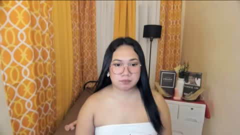 BABY LEXIE online show from 04.28.26