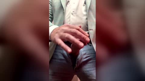 Snapshot of bigdick3981 chatting on 04.27.26 bigdick3981 online show from 04.27.26