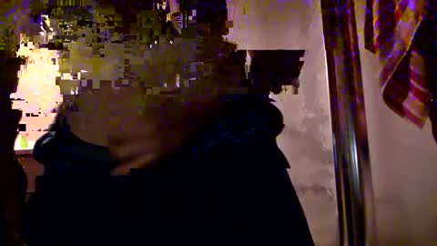 Snapshot of bigdickboogietx chatting on 09.29.25 bigdickboogietx online show from 09.29.25
