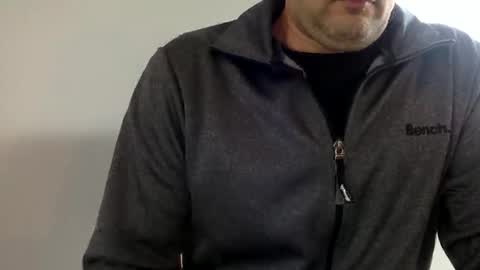 Snapshot of bigdickshowoff9877 chatting on 11.18.25 Bigdickshowoff9877 online show from 11.18.25