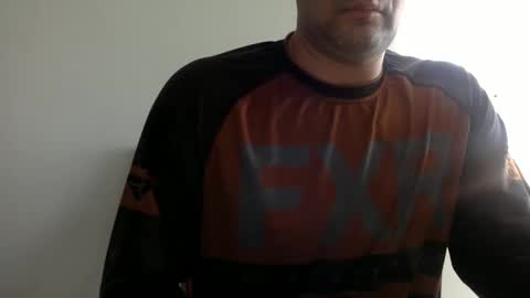 Snapshot of bigdickshowoff9877 chatting on 11.24.25 Bigdickshowoff9877 online show from 11.24.25