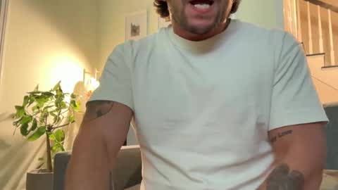 Snapshot of bigdmatty31 chatting on 11.16.25 bigdmatty31 online show from 11.16.25