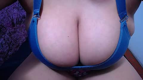  Sunny   online show from 11.14.25