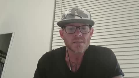 Snapshot of bigguy4funtime chatting on 11.01.25 bigguy4funtime online show from 11.01.25