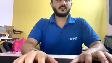 bighandsomesatisfy online show from 03.08.26