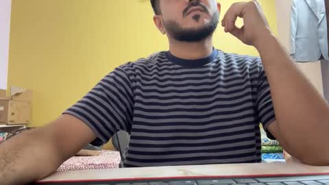 bighandsomesatisfy online show from 04.03.26