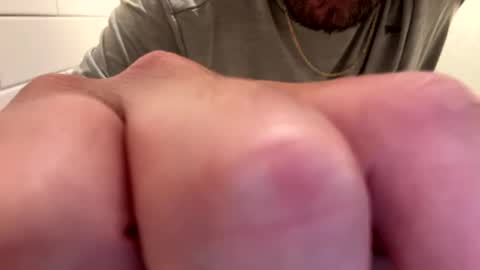 Snapshot of bigjizzzy chatting on 10.05.25 Bigjizzzy online show from 10.05.25