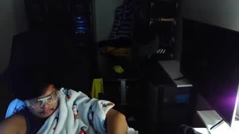 Snapshot of biglongt chatting on 02.16.26 biglongt online show from 02.16.26