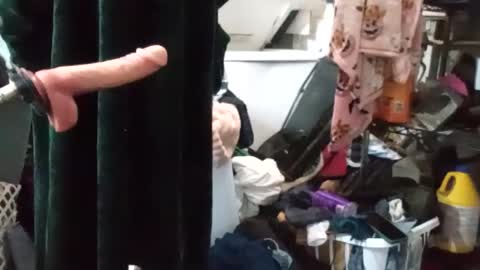 bigmanaround9 online show from 11.10.25