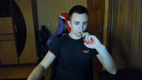 Snapshot of bigmark03 chatting on 12.23.24 BigMark03 online show from 12.23.24