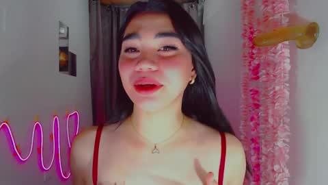 kiaaannaaaa online show from 05.08.26