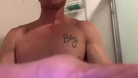 Snapshot of bigpopparhepantiedroppa chatting on 01.10.25 DontLieyoudfuckm3 online show from 01.10.25