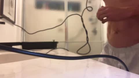 Snapshot of bigpopparhepantiedroppa chatting on 02.13.25 DontLieyoudfuckm3 online show from 02.13.25