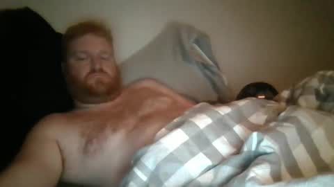 Snapshot of bigred92899 chatting on 11.10.25 bigred92899 online show from 11.10.25