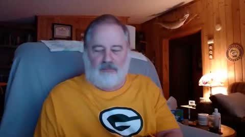 Snapshot of bigthicksatisfying2 chatting on 05.17.26 bigthicksatisfying2 online show from 05.17.26