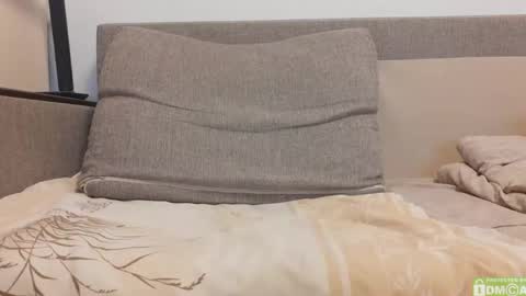 BigTitsBoyx1 online show from 05.13.26