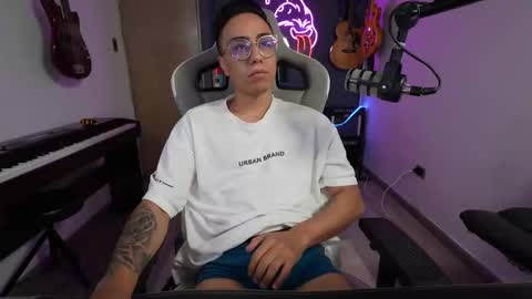 bigxboy96 online show from 02.18.25