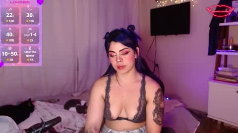 biigbooty_ online show from 12.21.24