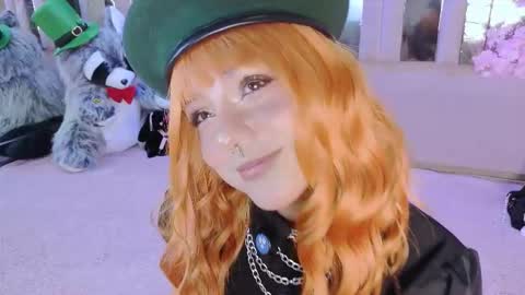 Snapshot of biizzy_noar chatting on 03.17.26 Biizzy online show from 03.17.26