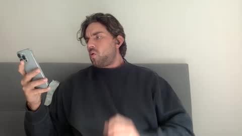 bikdig1 online show from 11.04.25