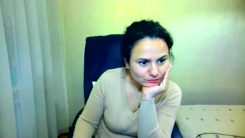 Snapshot of bililay chatting on 05.15.26 DOM NIKA online show from 05.15.26