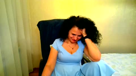 Snapshot of bililay chatting on 06.19.26 DOM NIKA online show from 06.19.26