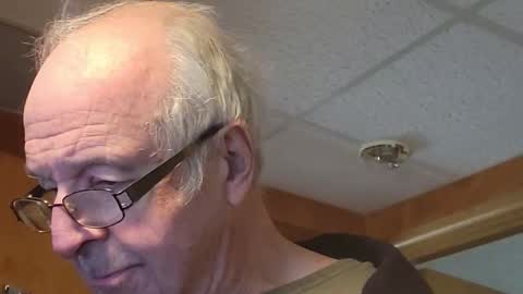 Snapshot of bill_25061 chatting on 12.01.25 bill_25061 online show from 12.01.25