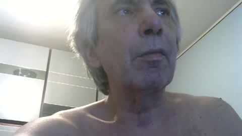 Snapshot of billgode69 chatting on 06.16.26 bill daddy online show from 06.16.26