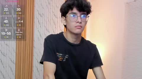 Snapshot of billie_jr chatting on 10.25.25 Billie online show from 10.25.25