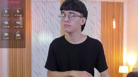 Snapshot of billie_jr chatting on 11.06.25 Billie online show from 11.06.25