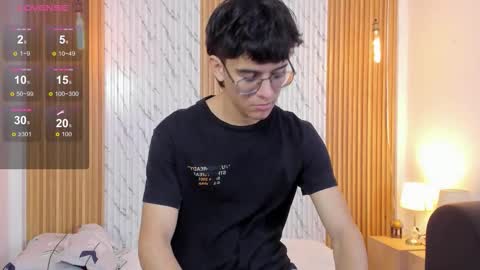 Snapshot of billie_jr chatting on 11.11.25 Billie online show from 11.11.25