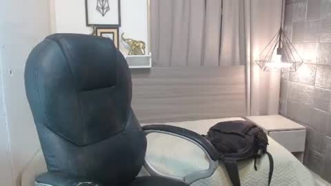 Snapshot of billiejean18 chatting on 07.21.26 Billie Jean online show from 07.21.26