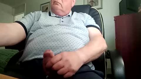 Snapshot of billlllllyb chatting on 05.13.26 billlllllyb online show from 05.13.26