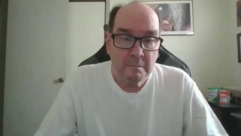 Snapshot of bink195234 chatting on 12.21.25 Bink195234 online show from 12.21.25