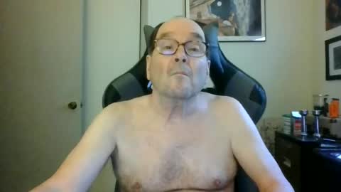 Snapshot of bink195234 chatting on 06.11.26 Bink195234 online show from 06.11.26