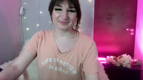birdie_kiss online show from 06.18.26