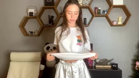 Nina online show from 02.02.26