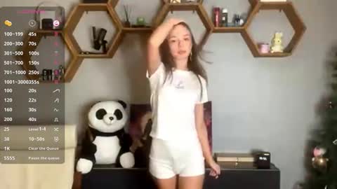 Nina online show from 02.05.26