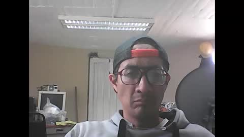 Snapshot of bisexmangenx chatting on 04.20.26 Manu O online show from 04.20.26