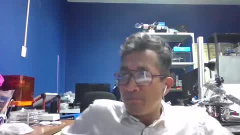 Snapshot of bisexmangenx chatting on 05.11.26 Manu O online show from 05.11.26